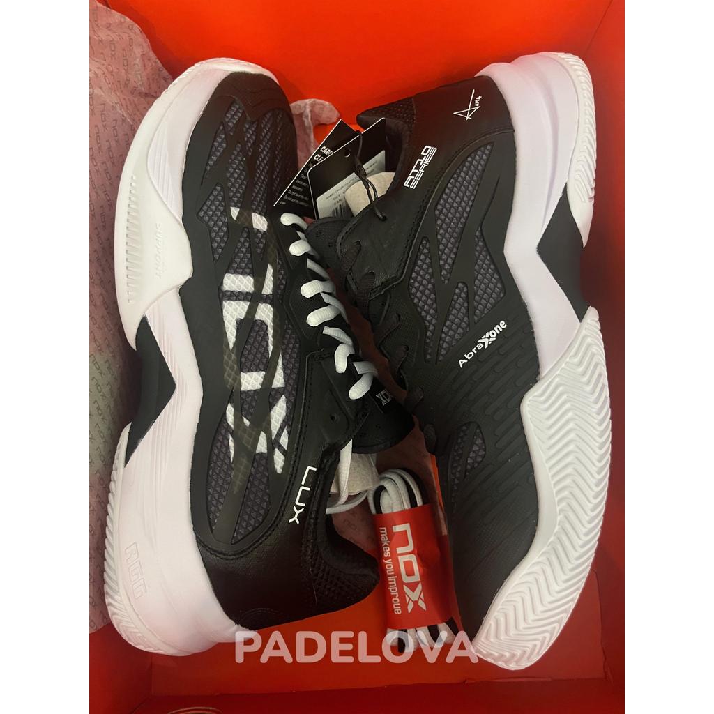 NOX AT10 LUX Padel Shoes - Sepatu Padel Premium dengan Perlindungan Kaki & Kenyamanan Premium untuk Pemain Intermediate hingga Advanced Black Hitam, White Putih, Blue Biru Dark Slate Allure, Feather Grey Cream - Image 8