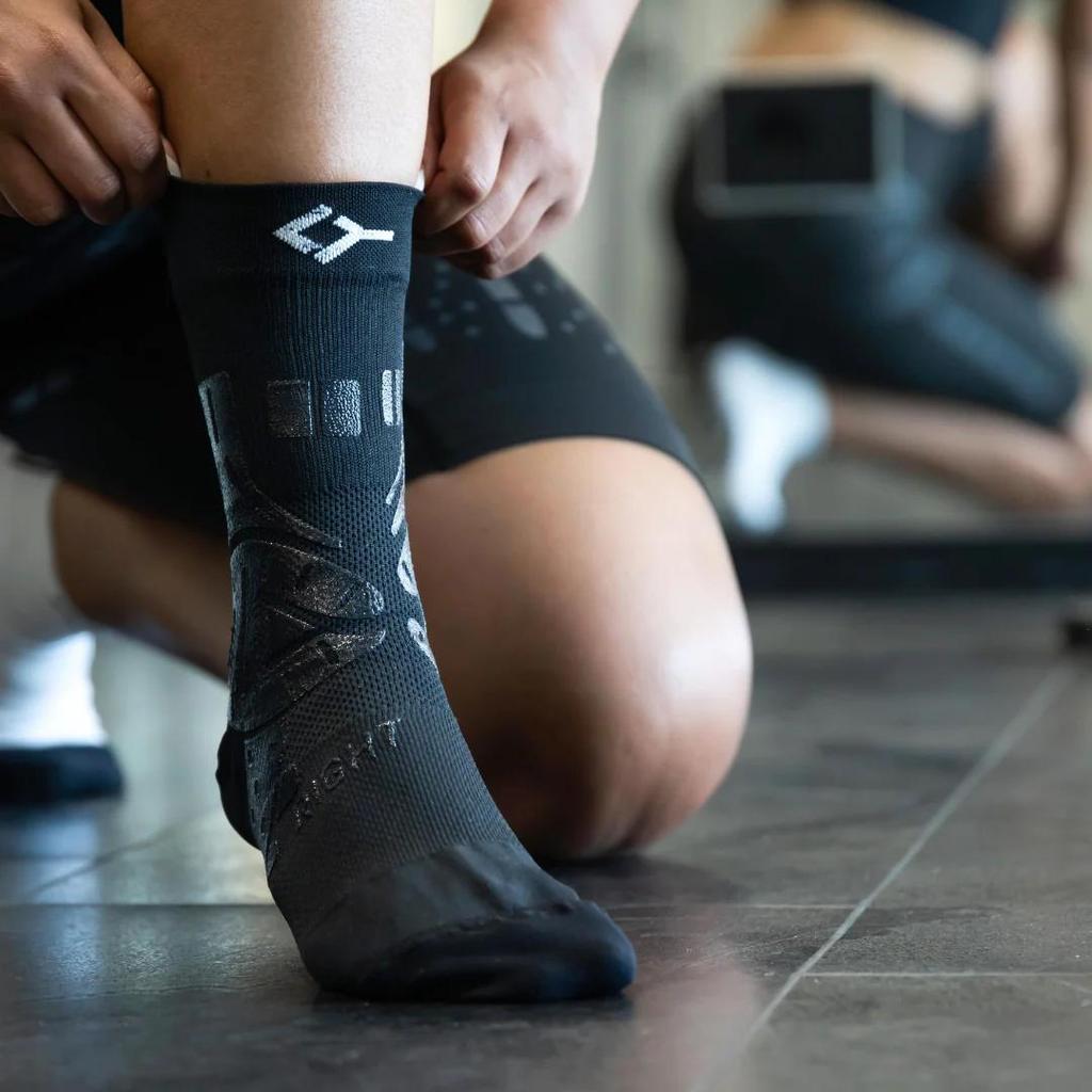 FLOKY ANKLE Support Anklet - Penyangga Pergelangan Kaki Elastis untuk Olahraga (Ankle Brace) - Padel, Tennis, Running - Image 3